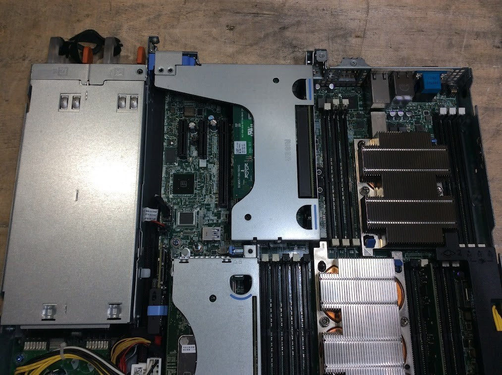 Dell PowerEdge R440 2 x Xeon Bronze 3104+2*PSU+8GB PC4+4 Ports Network Card A-