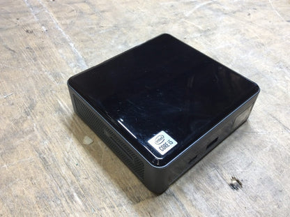 Intel NUC 10FNK Desktop Mini-PC i5-10210U 16GBRAM 500GBSSD USB-C HDMI Win11 A+