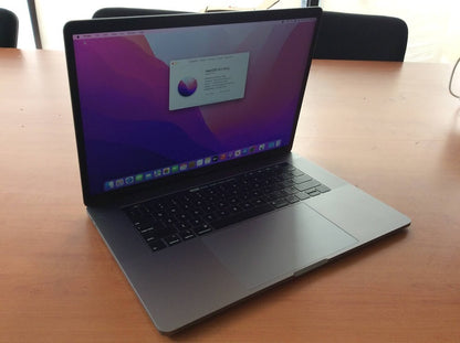 Apple Macbook Pro A1990 Laptop 15.4'' i7-8850H 32GBRAM 1TBSSD EMC3215 Silver A-