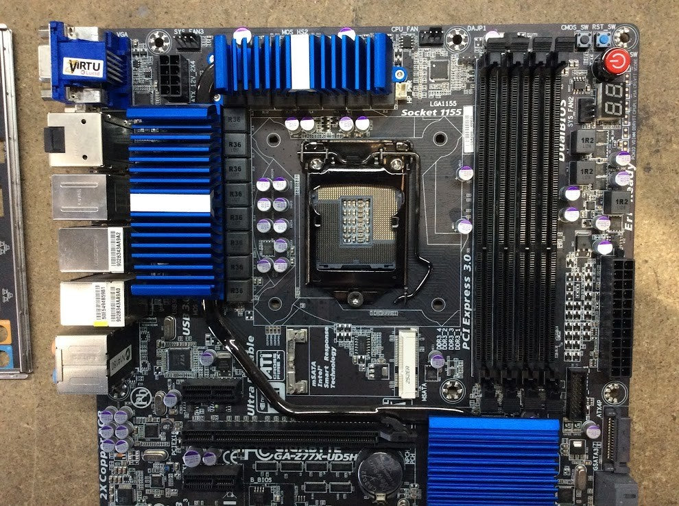 GIGABYTE GA-Z77X-UD5H Motherboard DDR3 ATX LGA 1155 VGA DVI HDMI DP Intel Z77
