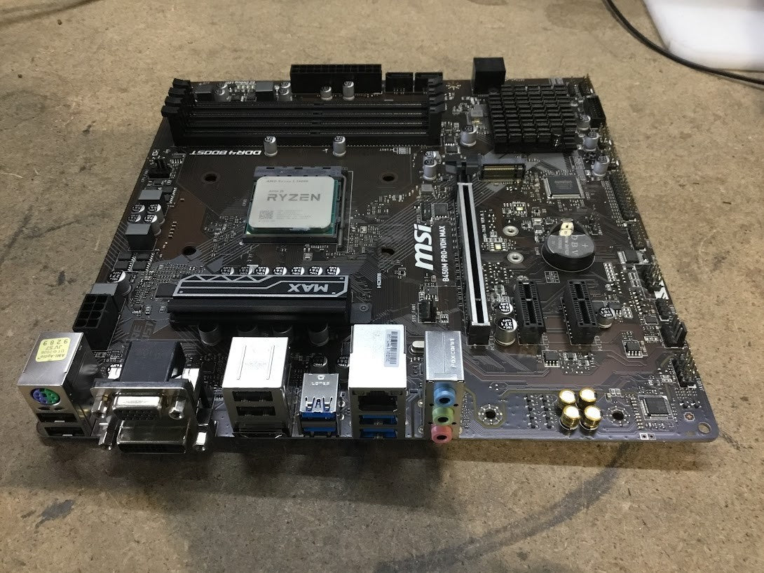 MSI B450M PRO-VDH Max Motherboard mATX AMD B450 + AMD Ryzen  5 5600G + CPU Fen