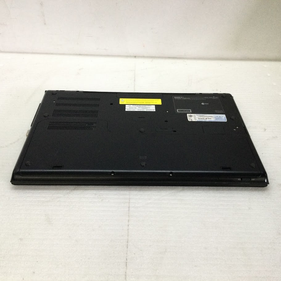 SONY VPCSE 15FG Laptop 13.3" i5-2430M 4GBRAM 500GB VGA HDMI Black Au Seller B