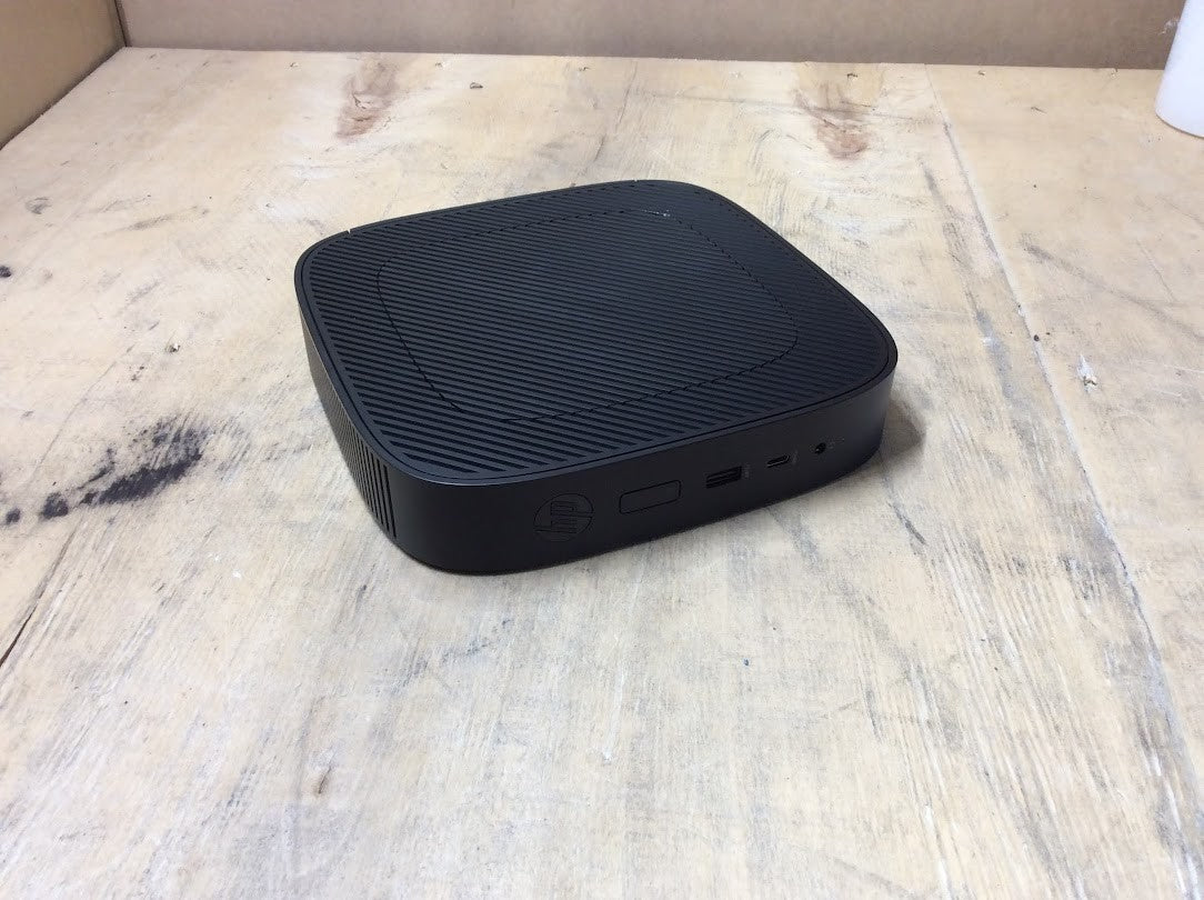 HP T530 Thin Client  AMD Embedded G-series GX-215JJ Radeon R2E 8GBRAM 32GB DP A+