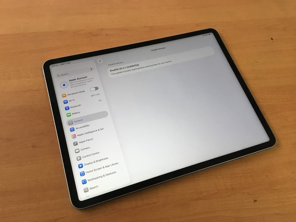 [AU] Apple iPad Pro 6th Gen A2436 Tablet 12.9" 128G Wi-Fi Type-c See description