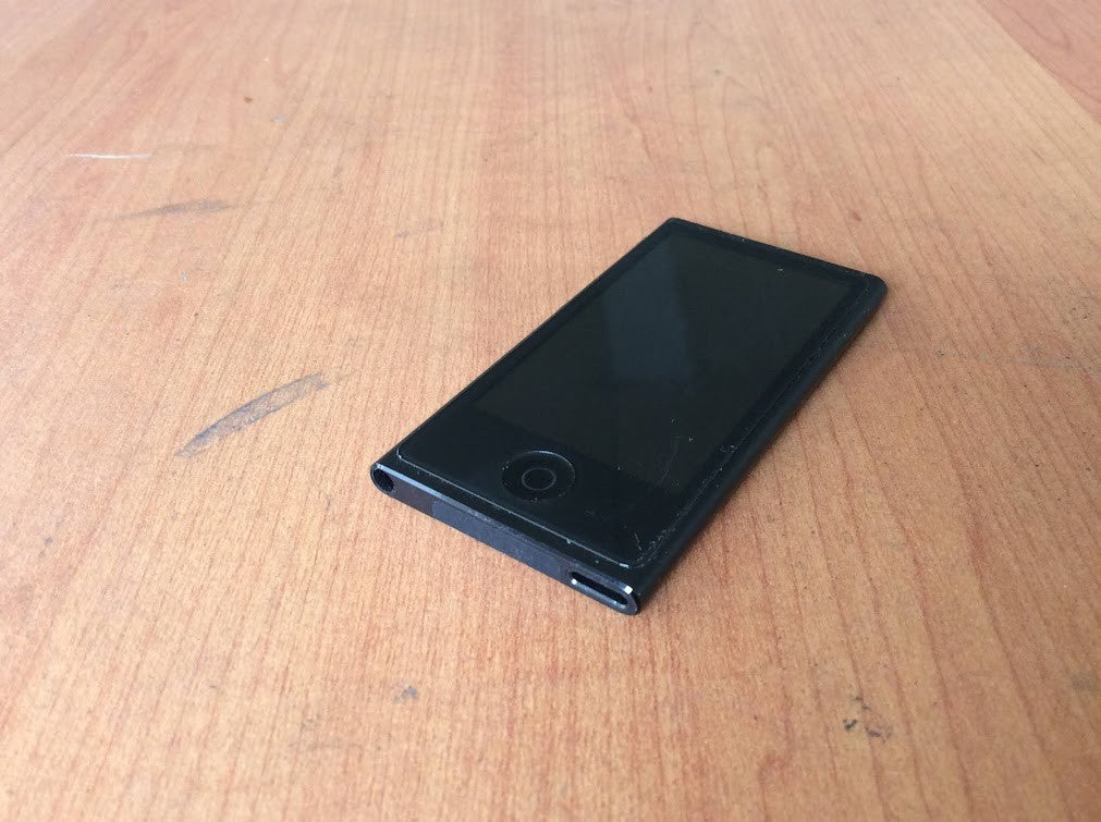 [AU Seller] Apple iPod Nano 7th Generation A1446 16GB Black - Tested A-