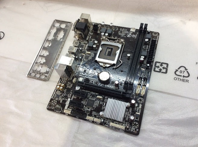 GIGABYTE GA-H81M-S2H Motherboard DDR3 micro ATX LGA 1150 DVI HDMI VGA Intel H81
