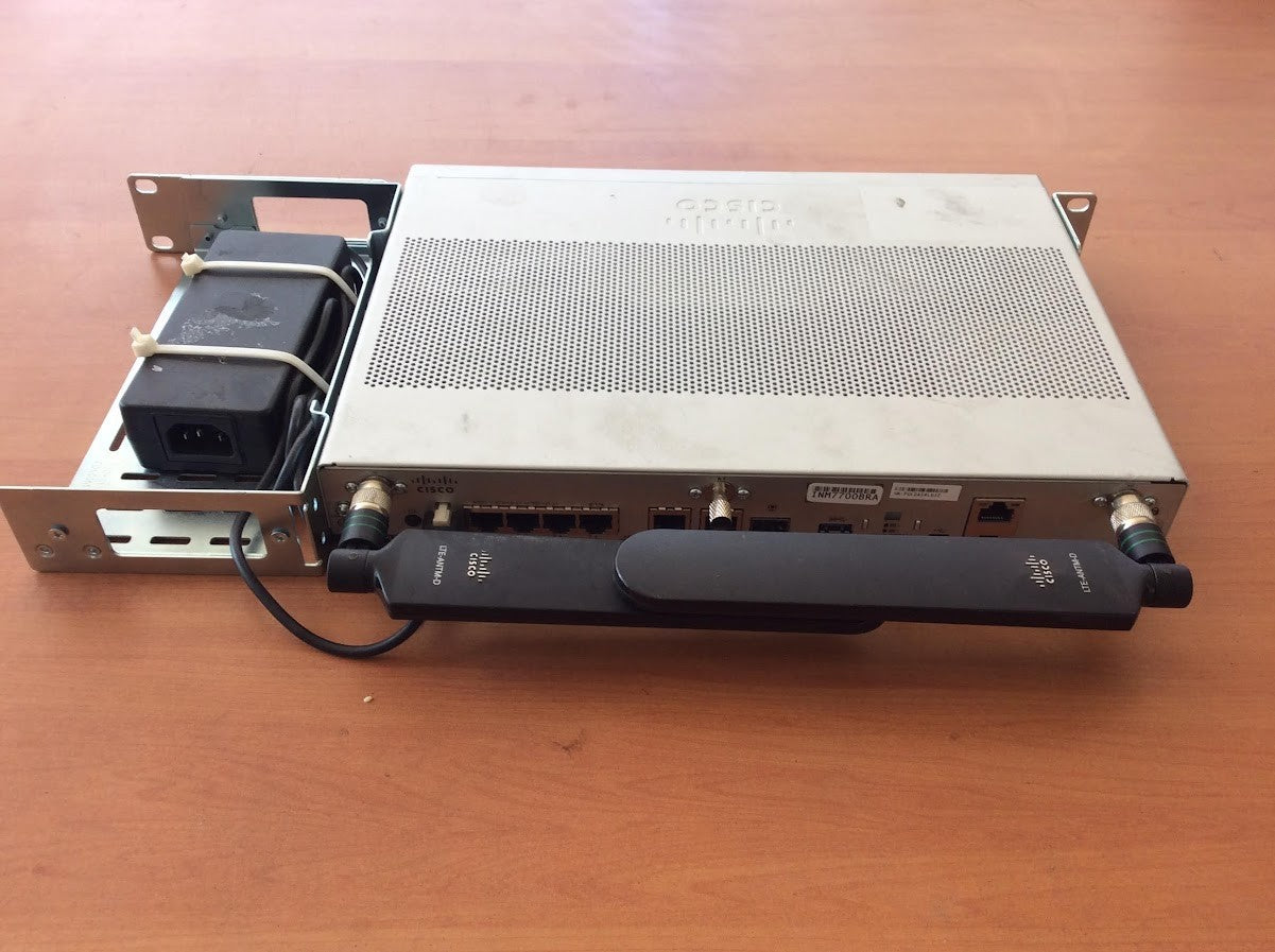 Cisco C1117-4PLTELA V2 ISR 1100 Router +4G LTE Antenna Rack Mount PSU Wi-Fi