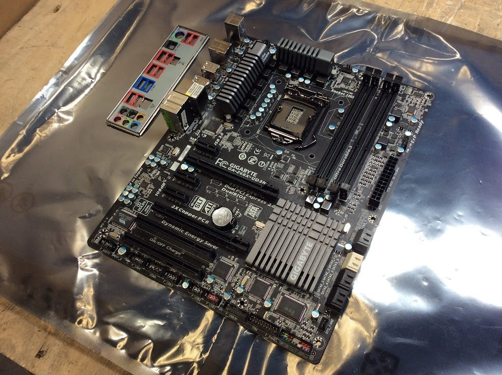 GIGABYTE GA-Z68X-UD3R-B3 Motherboard ATX LGA 1155 USB3.0 Intel Z68 [AU Seller]