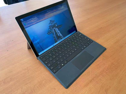 Microsoft Surface Pro 1796 Tablet 12.3" i5-7300U 8GB 256GBSSD Au Seller B Win11