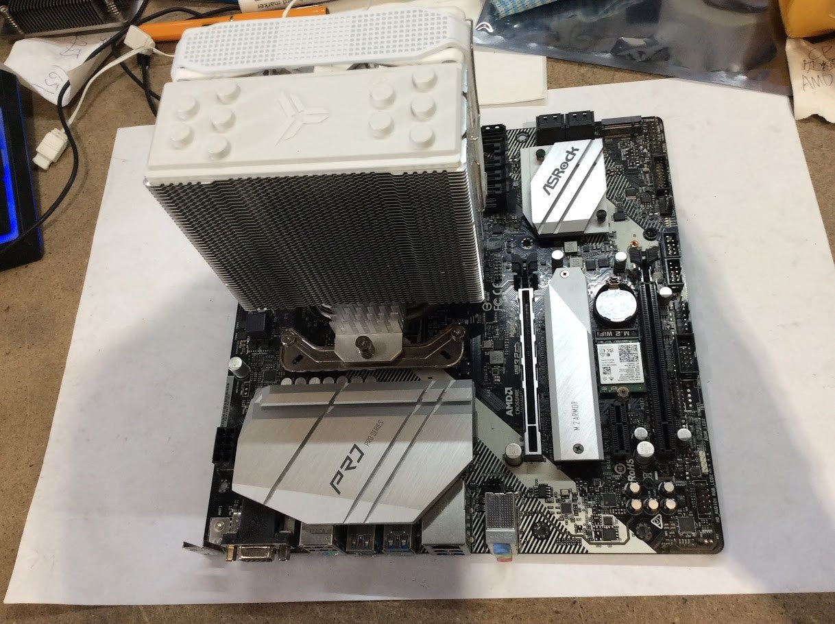 【ASRock B550M PRO4 mATX MB】+【AMD RYZEN 5600 CPU】+【CPU FAN】Socket AM4 USB-C