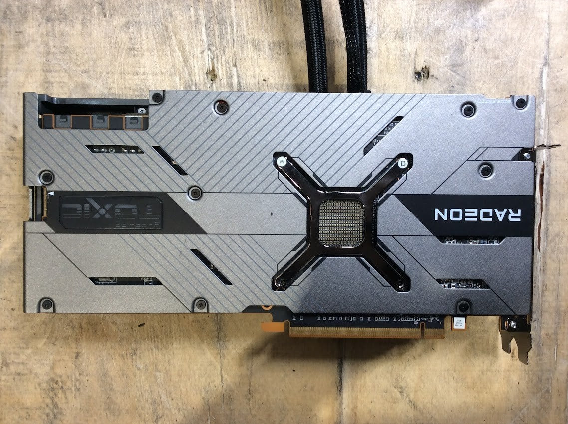 Sapphire TOXIC Radeon RX 6900 XT GAMING OC 16GB GDDR6 Liquid Cooled HDMI DP[AU]