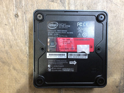 Intel NUC 10FNK Desktop Mini-PC i5-10210U 16GBRAM 500GBSSD USB-C HDMI Win11 A+