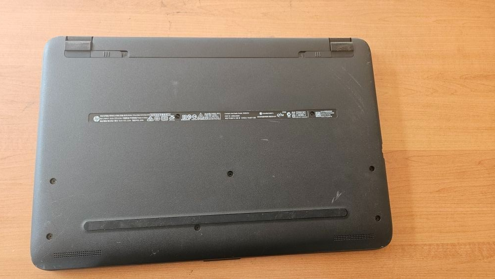 HP TPN-C125 Laptop PENTIUM N3710 8GBRAM 240GBSSD USB3.0 Black Au Seller A-