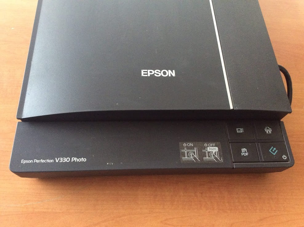 [AU Seller] Epson Perfection V330 Photo Scanner With AC Adapter and Cable