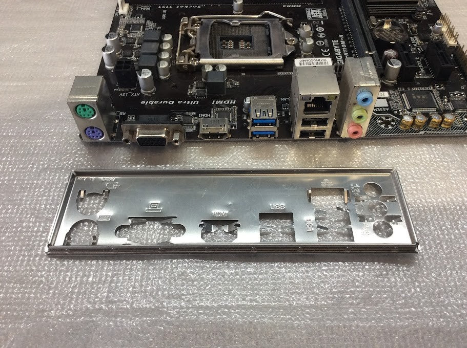 GIGABYTE GA-H110M-H Motherboard microATX DDR4 LGA 1151 VGA HDMI Intel H110 [AU]