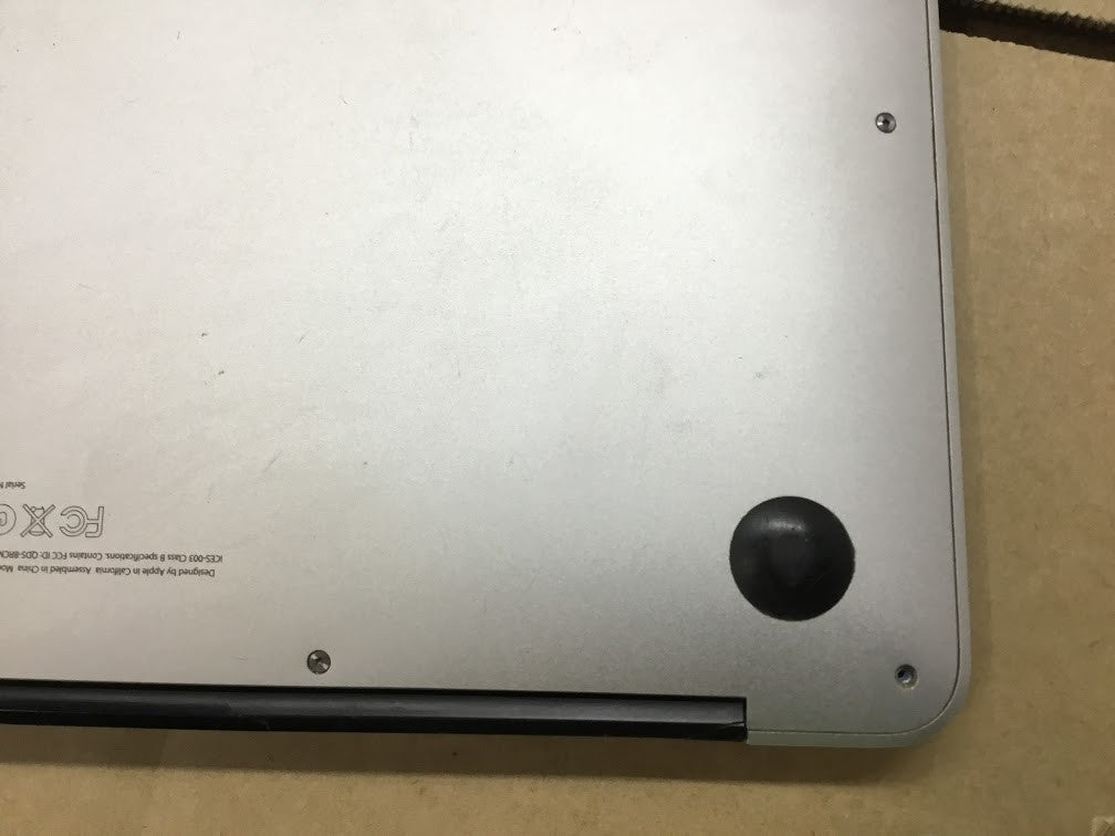 Apple MacBook Air A1370 Laptop 11.6" U9400 2GBRAM 128GBSSD EMC2393 Silver A-