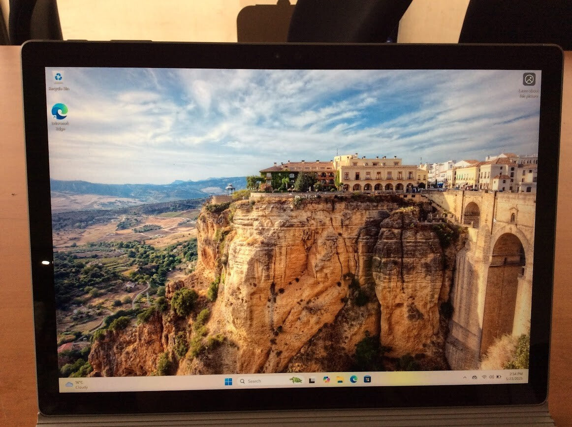Microsoft Surface Book Laptop 13.5" 2-in-1 i7-6600U 16GBRAM 512GBSSD Silver A-