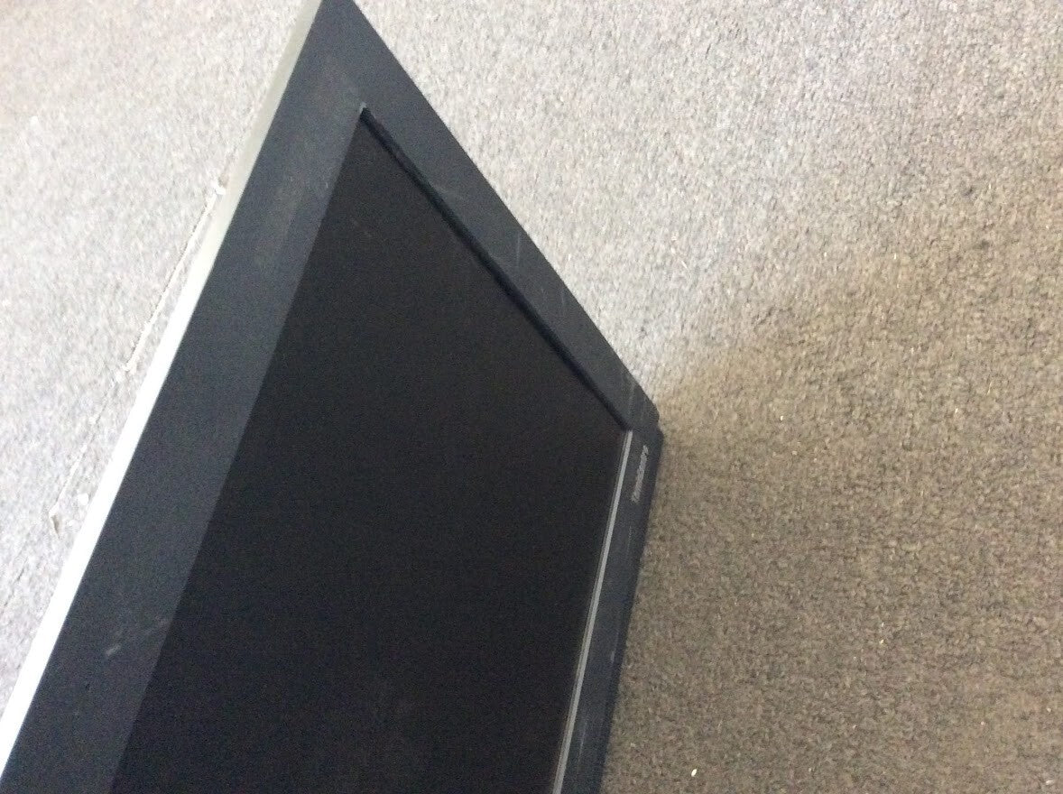 Lenovo ThinkCentre M800z AIO 21.5'' Intel Celeron G3900 4GBRAM 128GBSSD Black B