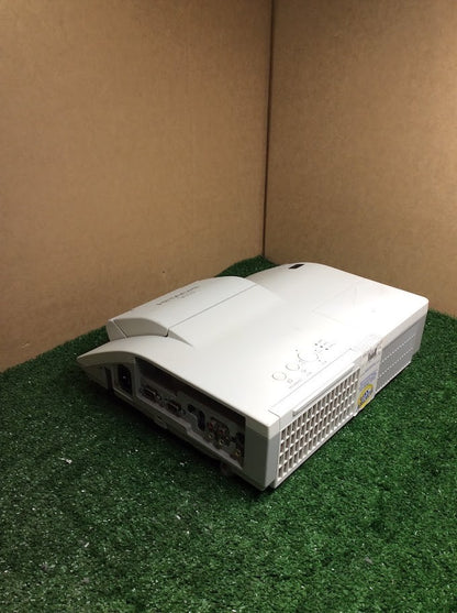 Hitachi CP-AW250N 3LCD WXGA Ultra Short Throw Projector HDMI LAMP HOURS 3544H