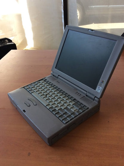 [AU Seller] Toshiba Satellite PA1261ea 300CDT-Intel Vintage Laptop No HDD B