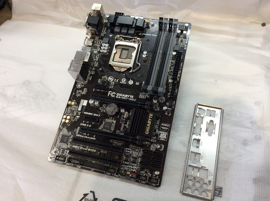 GIGABYTE GA-H97-HD3 Motherboard ATX LGA 1150 HDMI VGA DVI Intel H97 [AU Seller]