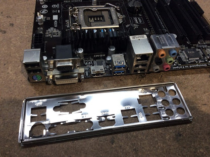 [AU] GIGABYTE GA-B85M-D3H-A Motherboard DDR3 microATX VGA DVI HDMI Intel B85