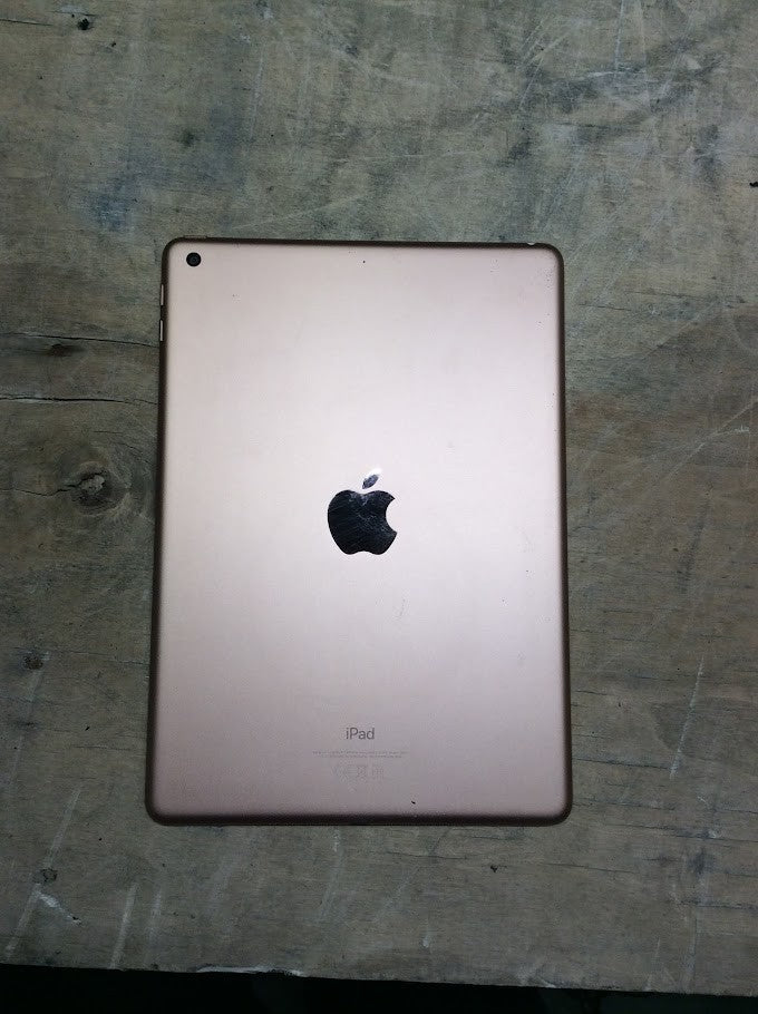 Apple A1893 iPad 6 Tablet 9.7'' 32GB Wi-Fi Touch Gold Tested [AU Seller] A-