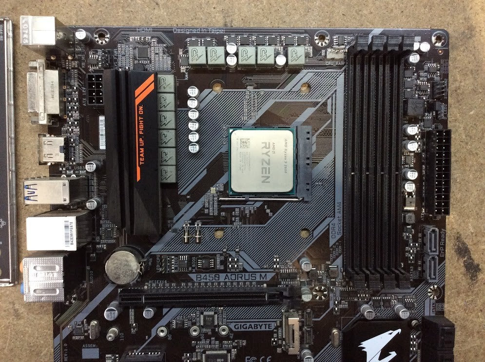 [AU] GIGABYTE B450 AORUS M DDR4 microATX AMD B450 Socket AM4 with AMD R5 2600