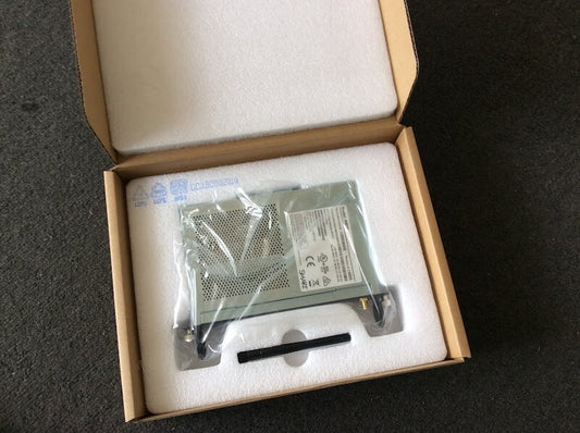 New SMART Technologies AM30 IQ Appliance for Smartboard Interactive Display