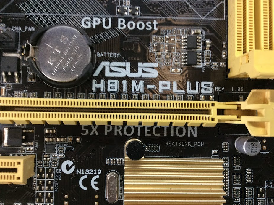 ASUS H81M-PLUS Motherboard DDR3 microATX LGA 1150 DVI VGA HDMI Intel H81[AU]