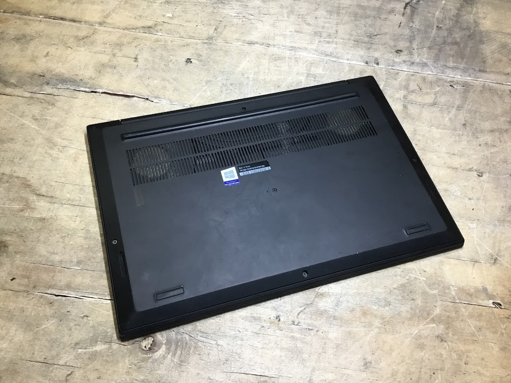 Lenovo ThinkPad X1 Extreme Laptop 15.6" i7-9750H 16GBRAM 512GBSSD USB-C Win11 B