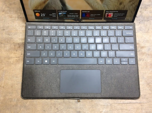 Microsoft Surface Pro 8 1983 12.3'' i5-1145G7 16GBRAM 256GBSSD Touch Win11 A-