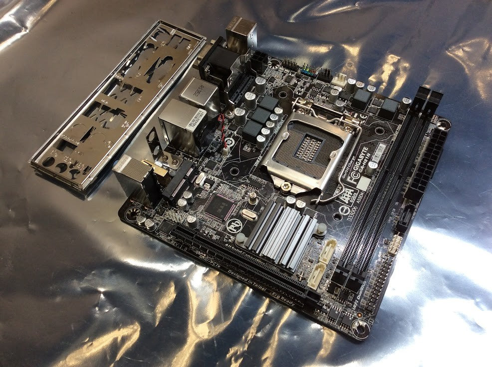 GIGABYTE GA-H81N Motherboard DDR3 mini ATX LGA 1150 VGA HDMI DVI Intel H81[AU]