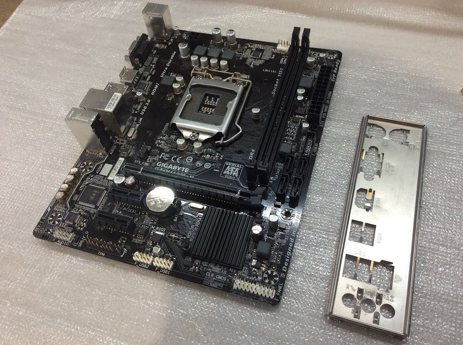 GIGABYTE GA-H110M-H Motherboard microATX DDR4 LGA 1151 VGA HDMI Intel H110 [AU]