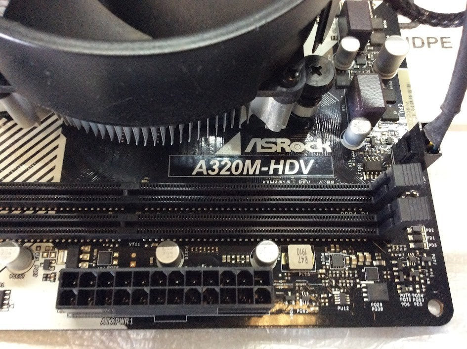 Asrock A320M-HDV Motherboard Socket AM4 micro ATX With AMD Ryzen 3 3200G [AU]