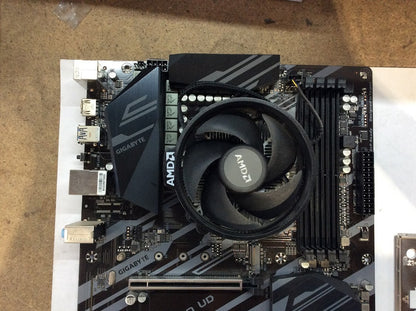 GIGABYTE X570 UD Motherboard DDR4 Socket AM4 ATX AMD Ryzen 5 3600 [AU Seller]