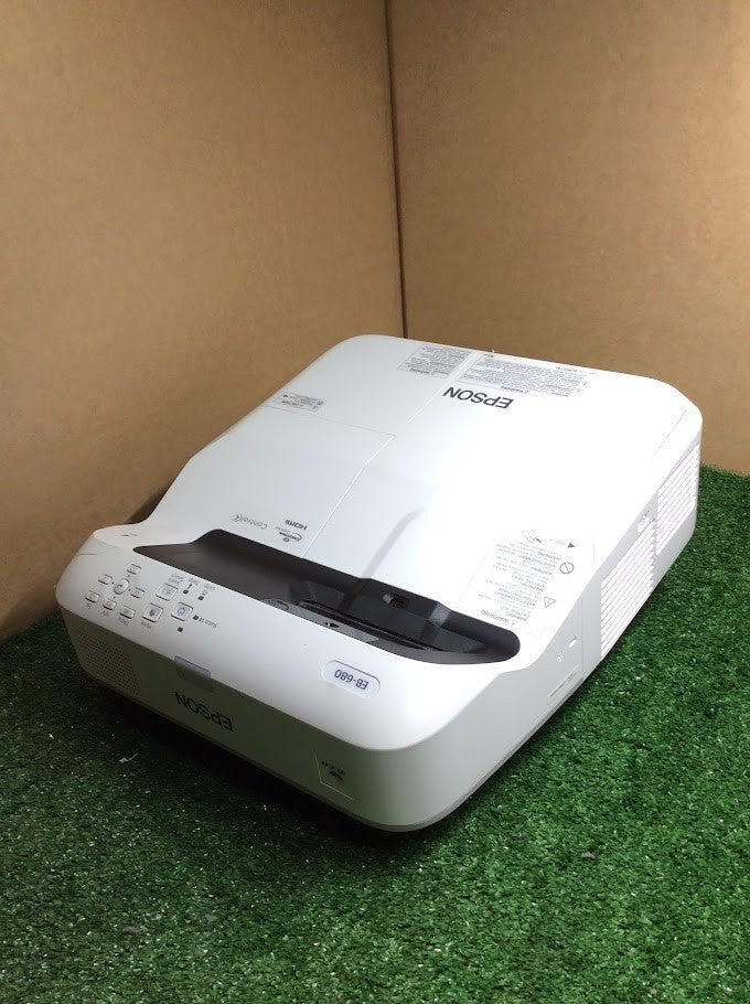 [AU] Epson EB-680 Ultra Short Throw Projector With Remoter LAMP HOURS 2010H