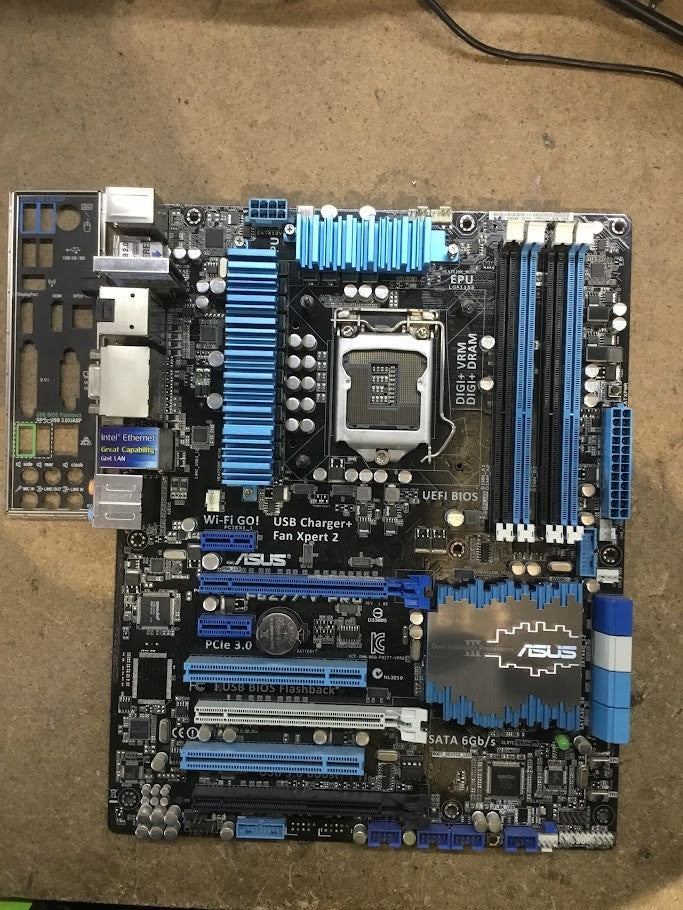 [AU]ASUS P8Z77-V PRO Motherboard ATX DDR3 LGA 1155 VGA DVI HDMI DP Intel Z77
