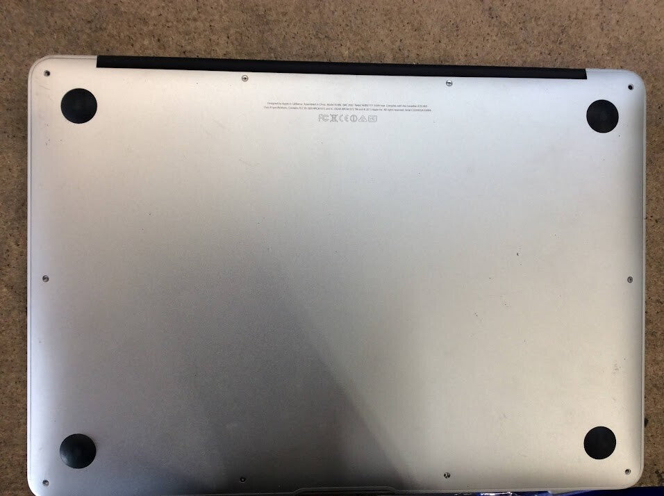 Apple Macbook Air A1466 Laptop 13.3" i5-4260U 4GBRAM 128GBSSD EMC2632 Silver B