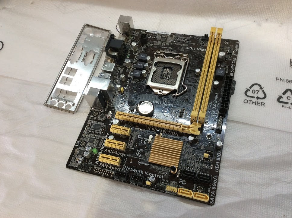 ASUS H81M-PLUS Motherboard microATX DDR3 LGA 1150 HDMI DVI VGA Intel H81 [AU]