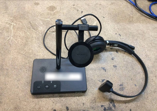 Yealink WHB620 DECT Wireless Headset With Microphone and Stand Black Au Seller