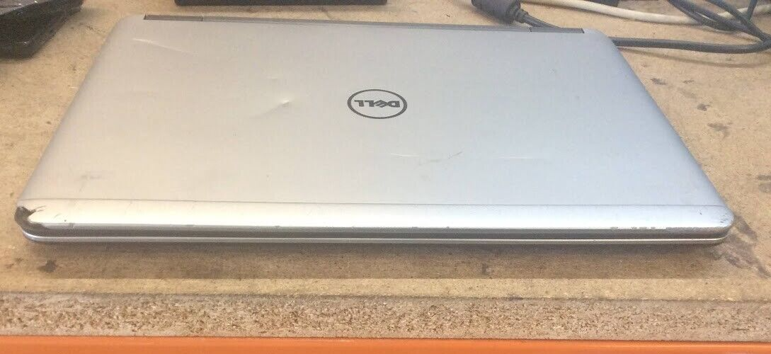 DELL Latitude E7240 Laptop 12.5" i5-4310U 4GBRAM 128GBSSD HDMI Mini-DP Silver B