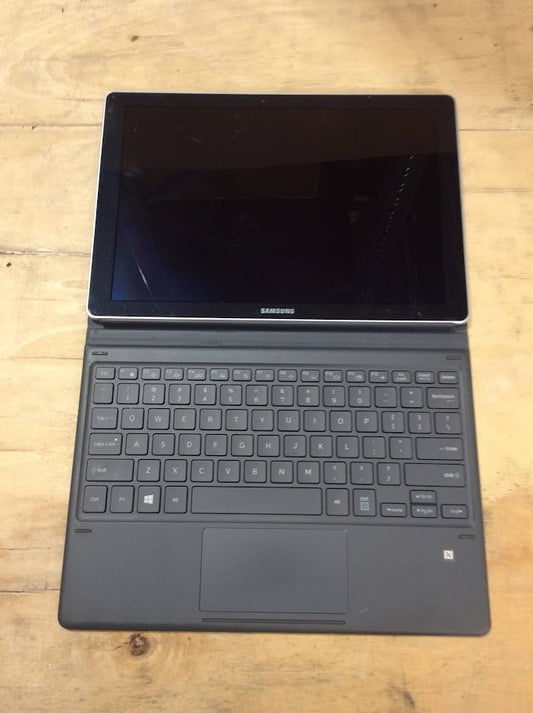 [AU] Samsung Galaxy Book 12" SM-W727YZKBXSA Tablet i5-7200U 4GBRAM 128GBSSD A-