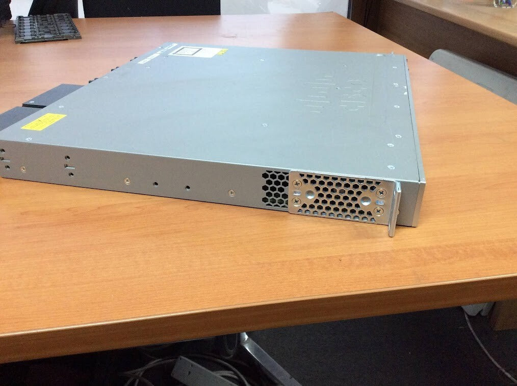 Cisco Switch PoE WS-C3850-12X48UL 2x 1100WPSU + C3850-NM-2-10G Au Seller