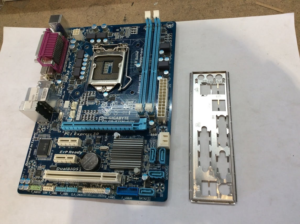 GIGABYTE GA-B75M-D3V Motherboard microATX DDR3 LGA 1155 VGA HDMI DVI Intel B75