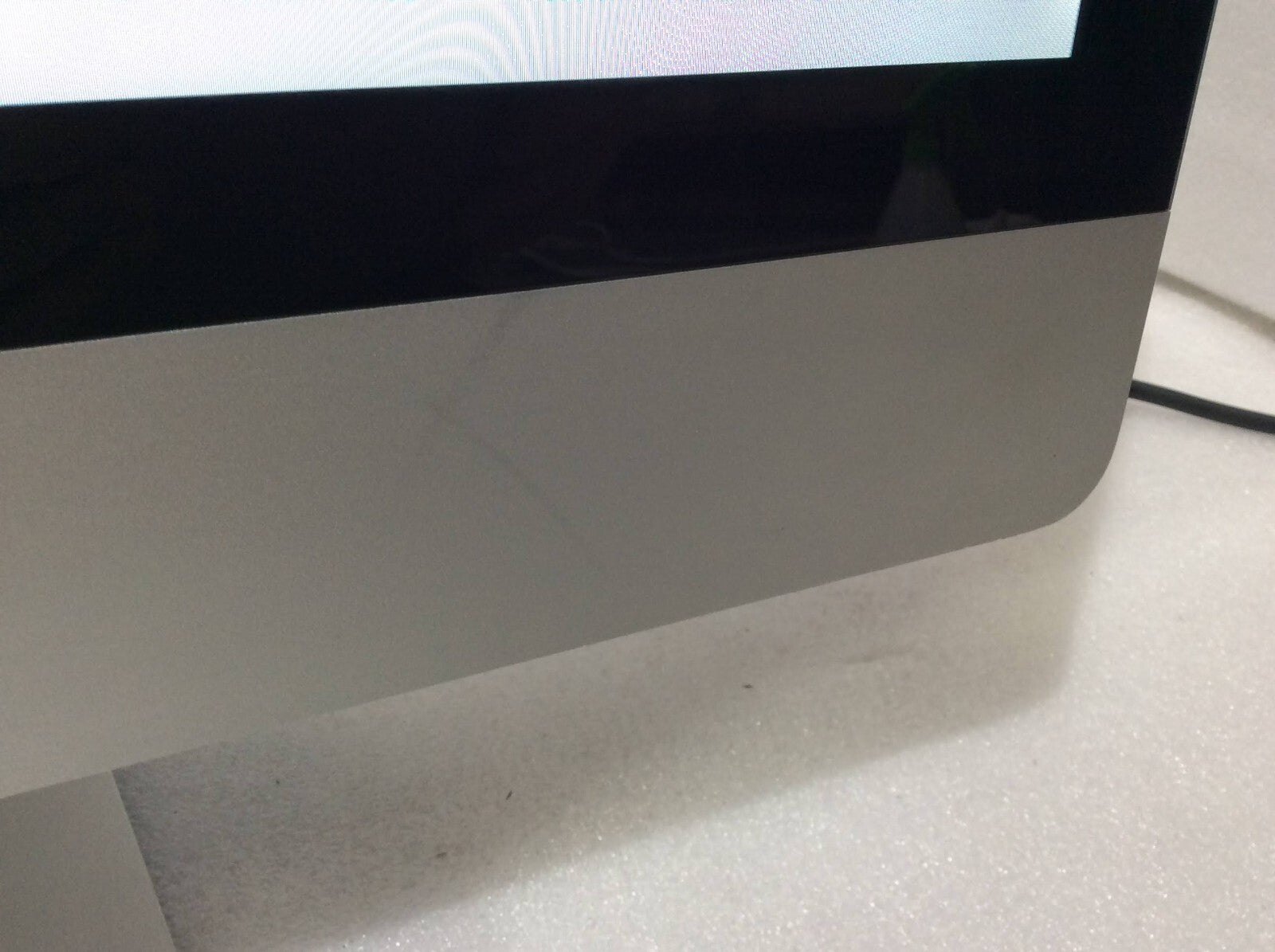 Apple iMac A1311 AIO 21.5'' i5-2400S 4GBRAM 500GB EMC2428 USB 2.0 Thunder Silver