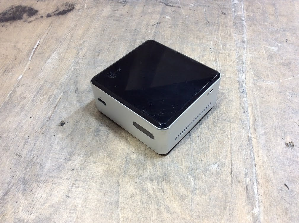 [AU Seller] Intel DN2820FYK Mini-PC Celeron N2830 4GBRAM 120GBSSD HDMI USB3.0 A-