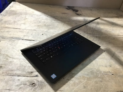 Lenovo ThinkPad X1 Extreme Laptop 15.6" i7-9750H 16GBRAM 512GBSSD USB-C Win11 B