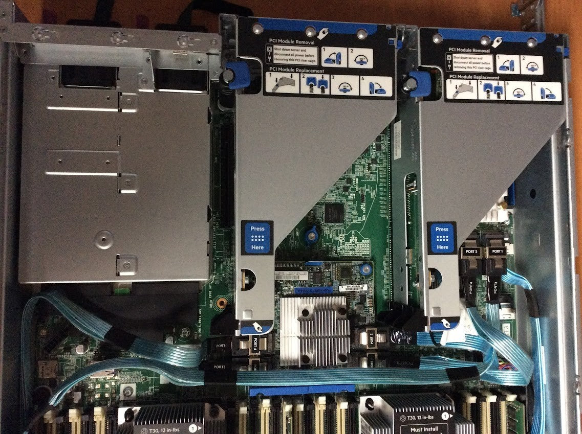 HP Proliant DL380 Gen10 Rack Server 2 x Gold 5120@2.2GHz 32GBRAM 4x450GBHDD A-