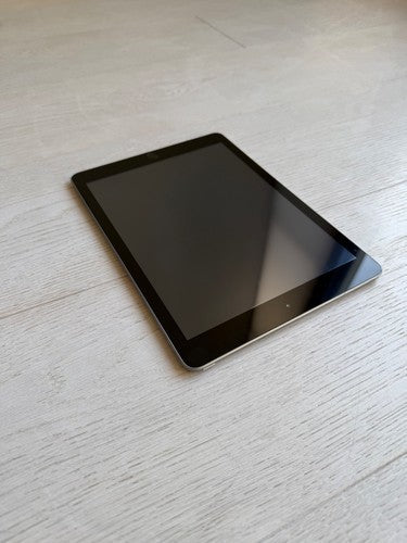 [AU Seller] Apple iPad 6th Gen A1893 Tablet 9.7" 32GB Wi-Fi Touch Space Gray A-